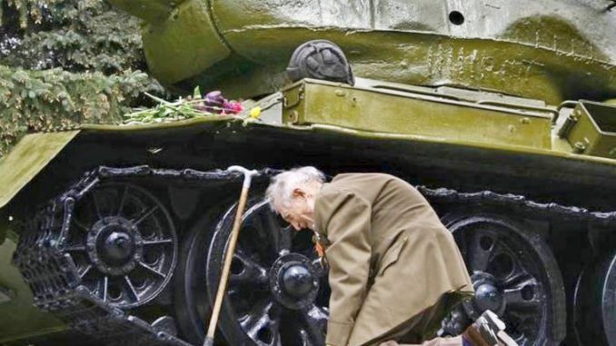 ветеран и танк