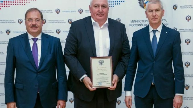 Хасанов награда
