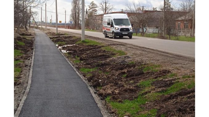 Тротуар в Сергиевском