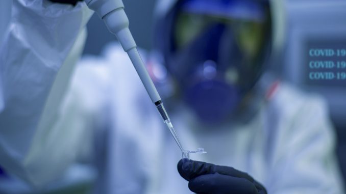 laboratory-gbd80ca94d_1920
