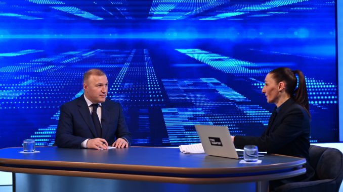 (c)Alexey Gusev