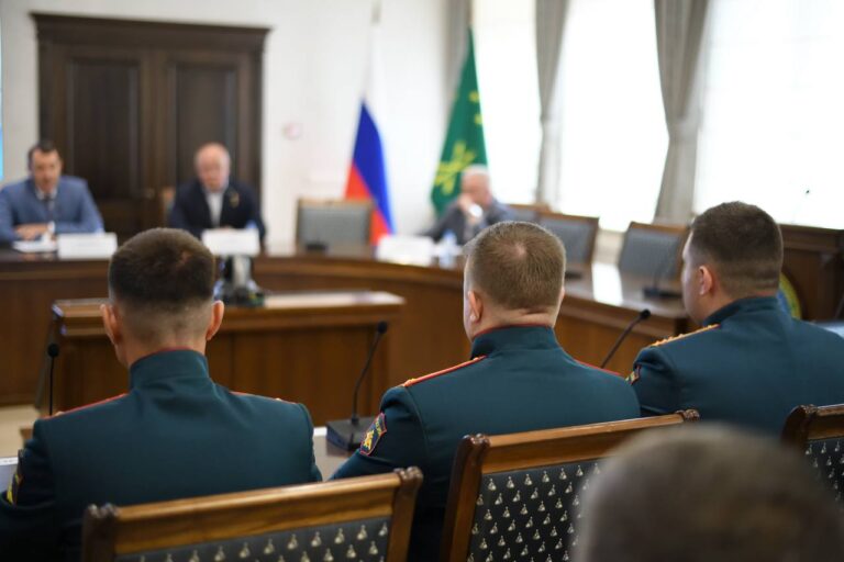 Герои Адыгеи осваивают навыки государственного и муниципального управления