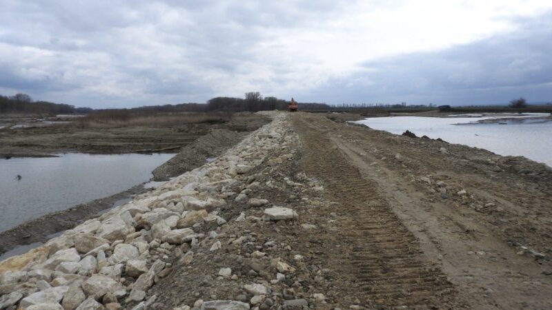 В Адыгее капитально отремонтированная дамба на реке Лабе защитит от наводнений жителей 7 населенных пунктов