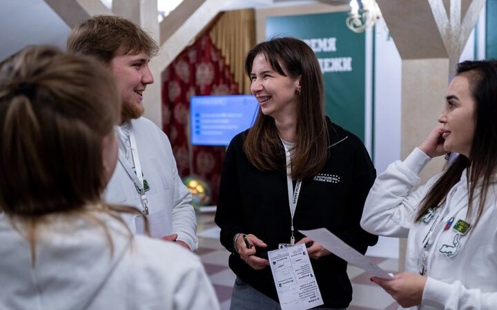 Глава Адыгеи Мурат Кумпилов: «Через участие в социальных проектах молодёжь вносит свой вклад в развитие региона»