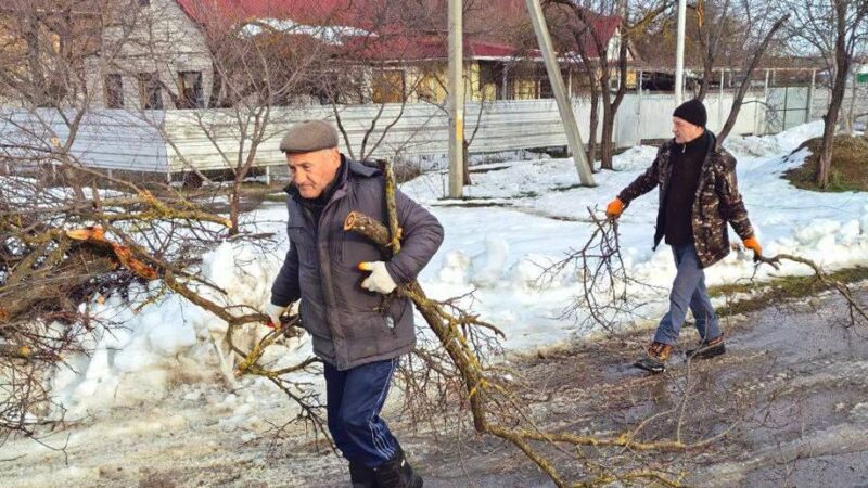 Глава района призвал жителей провести субботник