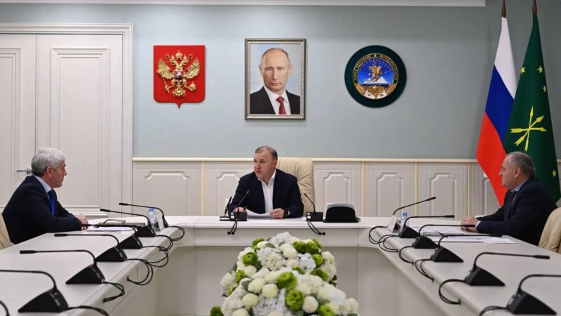 В Адыгее в 2025 году выплачен  41,5 млрд рублей  пенсий и пособий