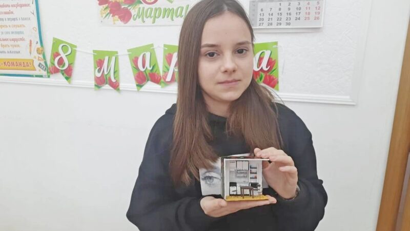 Ученица школы № 1 Анна Корниенко стала призёром регионального этапа Всероссийской олимпиады по труду