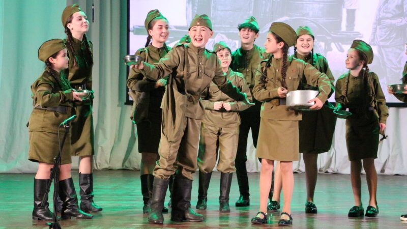 В посёлке Гончарке состоялся VII Межрегиональный фестиваль любительских детских театральных коллективов