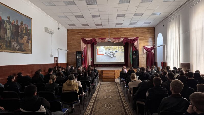В Дондуковском сельхозтехникуме  прошел антиаварийный лекторий для студентов