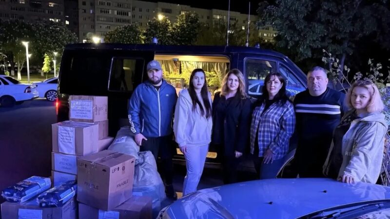 Волонтеры из Адыгеи передали гумпомощь в Новокаховский КЦСОН  в Херсонской области